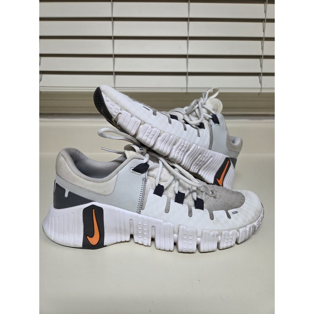 Nike Free Metcon 5 'White Bright Mandarin' DV3949-101 Men's Size 9 Shoes